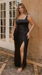 Alaria Maxi Dress - Black