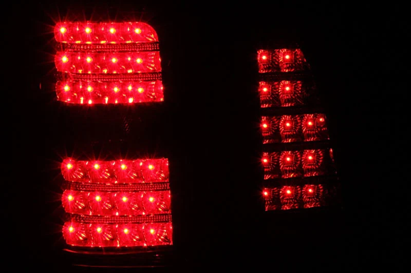 ANZO 2003-2006 Lincoln Navigator LED Taillights Black 4pc - 311097