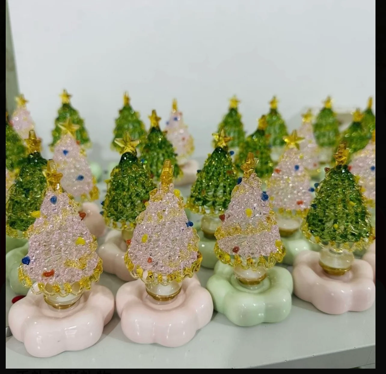 🎄 Mini Glass Spinning Christmas Tree – Handcrafted Holiday Ornament