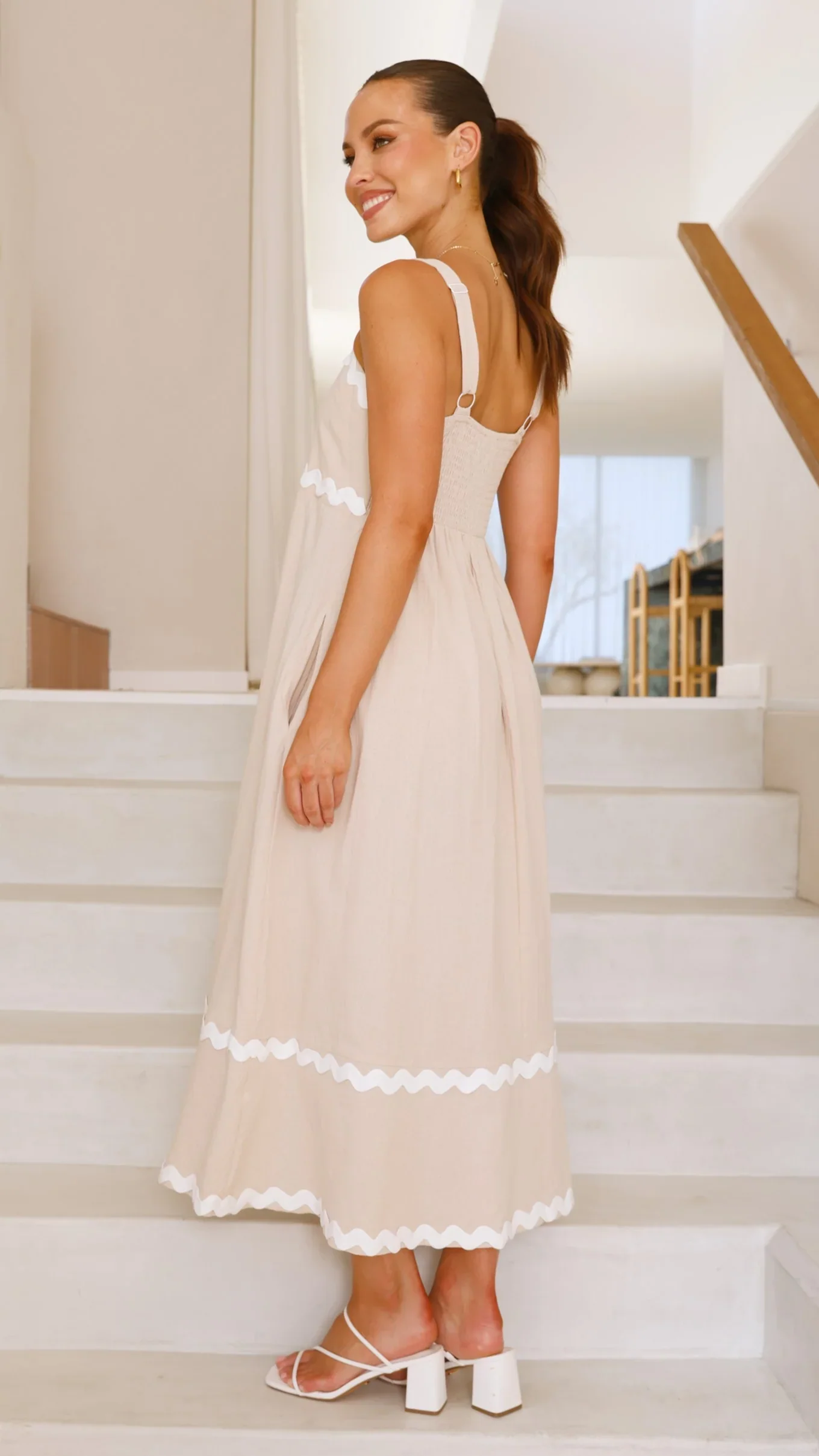 Raelynn Midi Dress - Beige/White