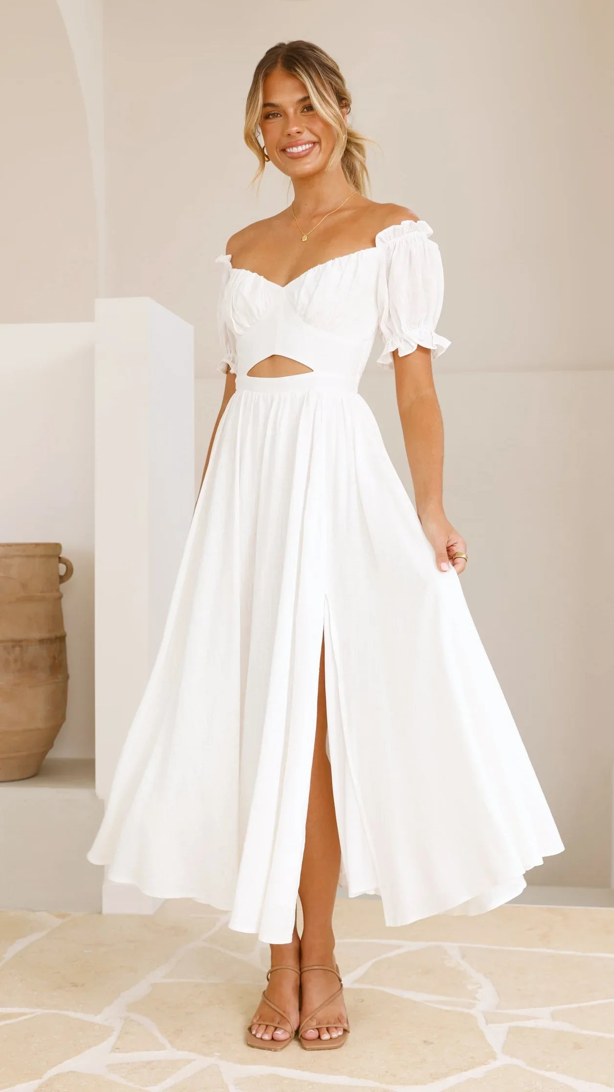 Hulu Maxi Dress - White