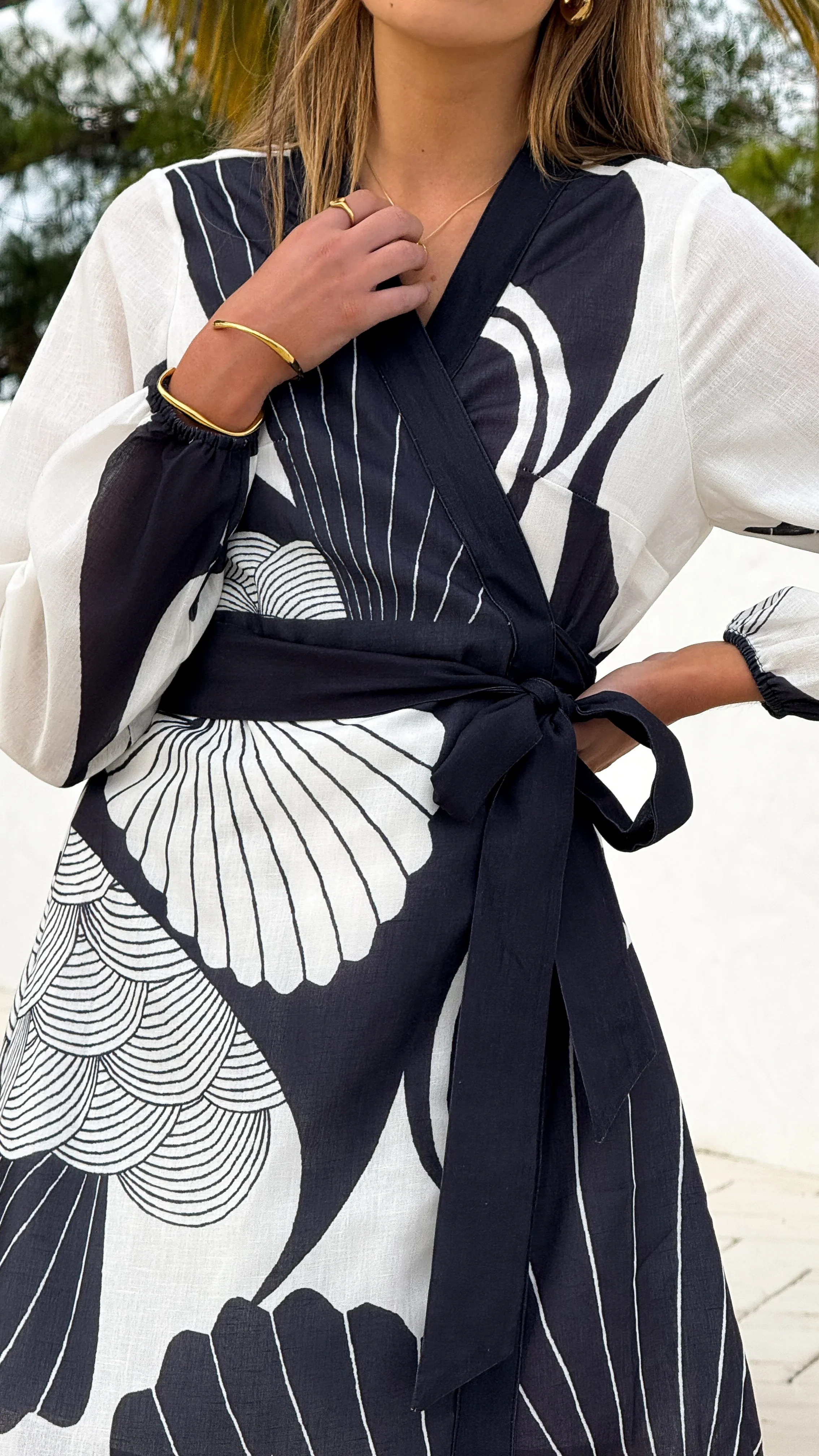 Cassidy Long Sleeve Mini Dress - White/Navy