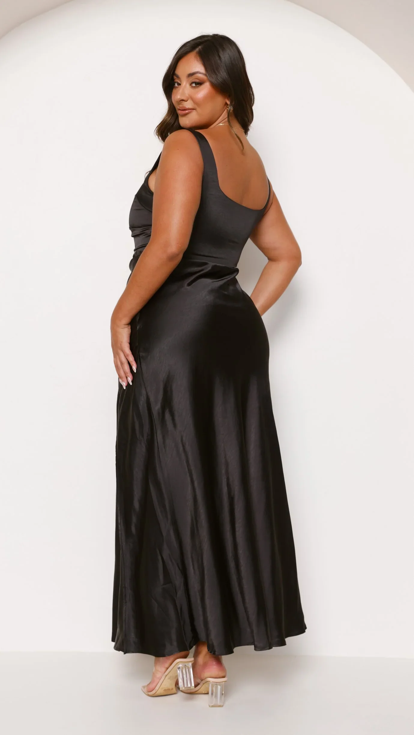 Alaria Maxi Dress - Black
